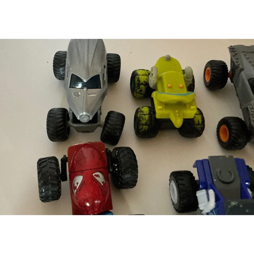 Hot Wheels Monster Jam Truck Lot Spider-Man Grave Digger Small Scale Toy Truck